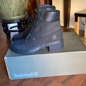 Brinda Boots Black Nubuck with box